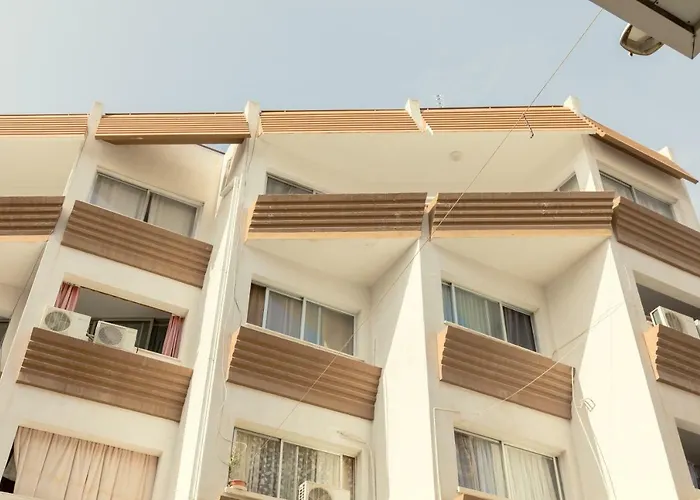 Savvas Centre Flat Διαμέρισμα *