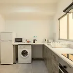 Savvas Centre Flat Lägenhet Larnaca